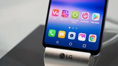 LG-v30-3-1