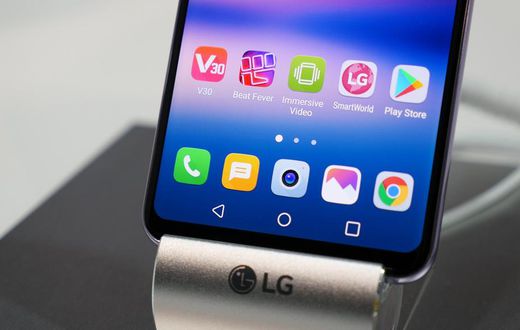 LG-v30-3-1