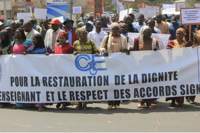 le SAES repart en grève