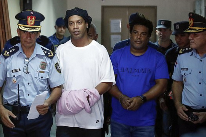 Ronaldinho enfin libéré de prison au Paraguay