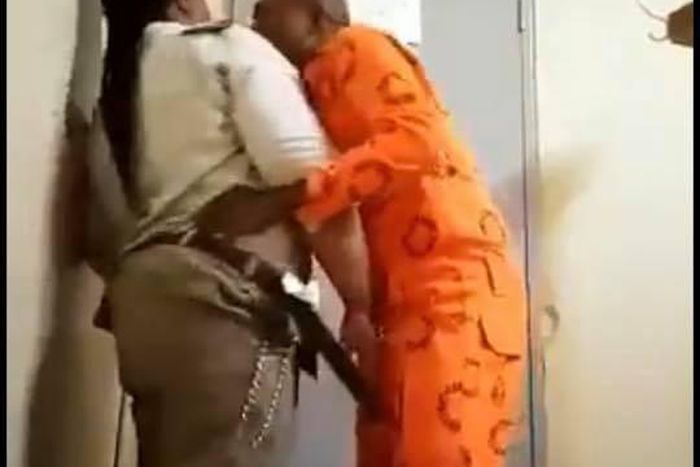 Une gardienne de prison filmée en pleins ébats sexuels avec un détenu dans une prison en Afrique du Sud