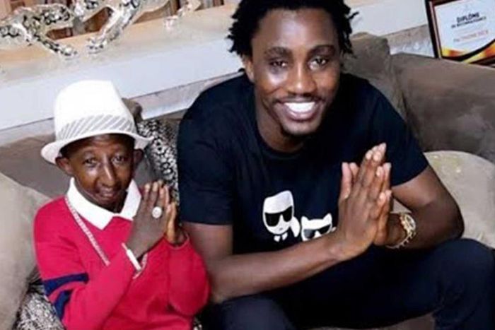 Grand-P-rend-visite-à-son-ami-Wally-Seck