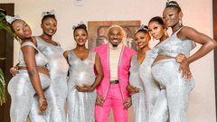 Pretty-Mike-caresse-en-public-le-ventre-arrondi-de-ses-6-femmes-enceintes