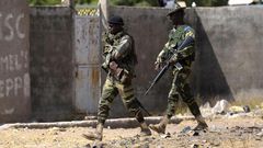 Des soldats sénégalais en patrouille