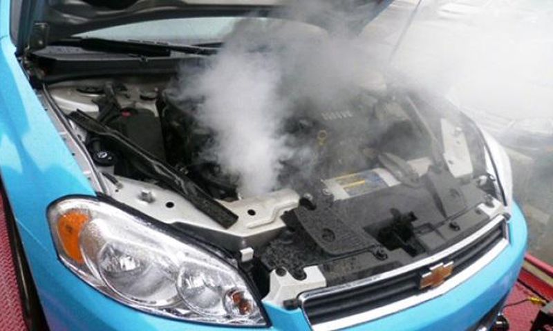 voiture-qui-fume