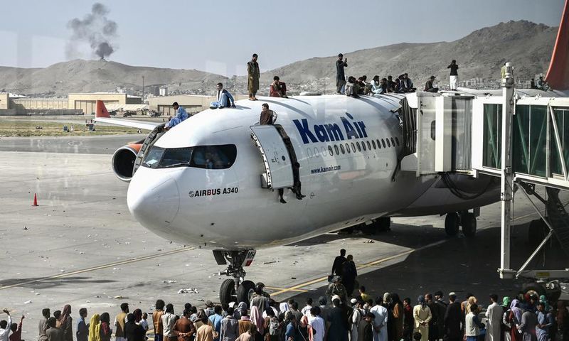 afghanistan-aeroport-de-kaboul-16-aout-2021-9a7c67-0@1x