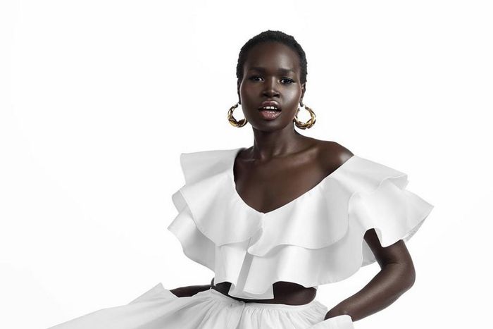 COVID-19:la marque congolaise Hanifa a présenté sa nouvelle collection en 3D lors d’un live Instagram.