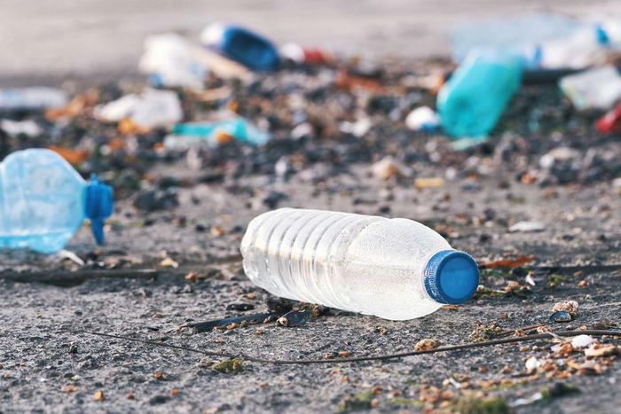 Dechets-plastiques-multinationales-pollution-planete