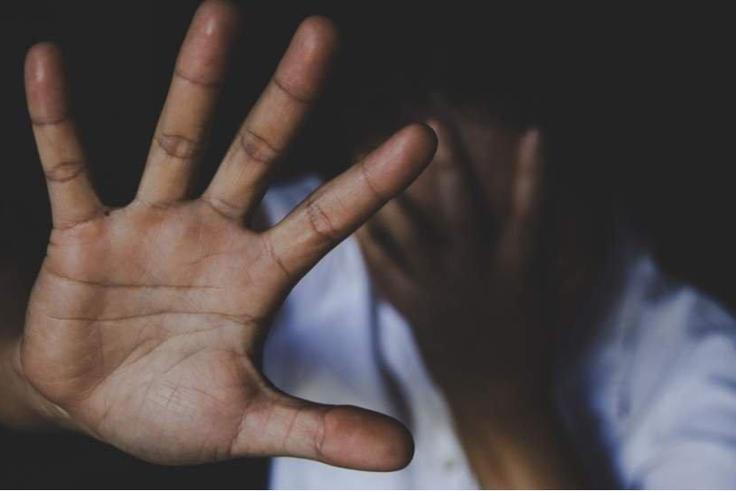 Il drogue ses fils et sa fille de 3 ans puis les viole avec son frère cadet