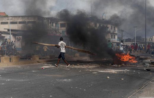 Benin tensions election emeutes manifestations