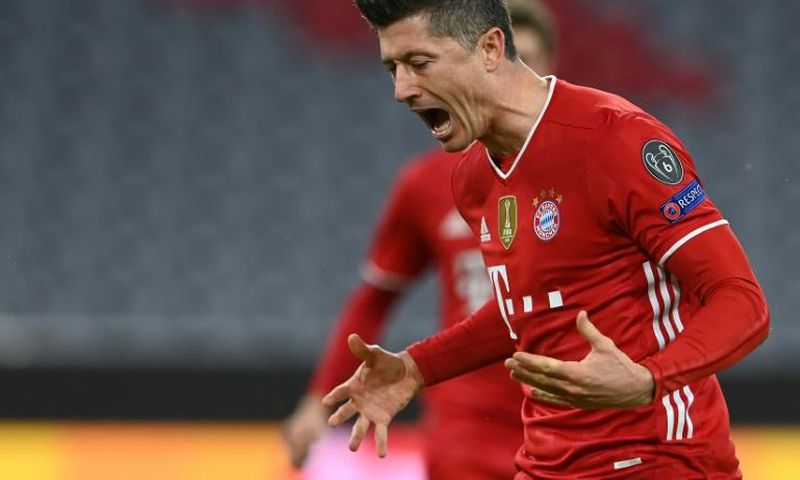 Robert Lewandowski celebrates converting Bayern Munich's first-half penalty against Lazio on Wednesday