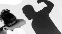 Homme qui bat sa femme