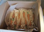 Stockage de carottes avec de la sciure (simplement ingénieux)