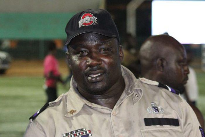 gris-bordeaux--696x413