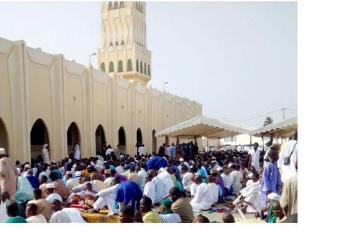 Covid-19 : Le Khalife décide de ne pas ouvrir la mosquée omarienne au public