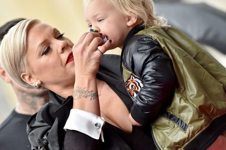 La bataille intense de Pink et son fils James contre le coronavirus