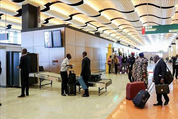 RÉOUVERTURE DE L’ESPACE AÉRIEN : LE PROTOCOLE SANITAIRE MIS EN PLACE