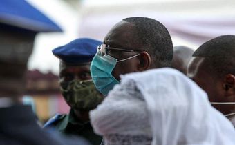 masked-macky-sall-masque