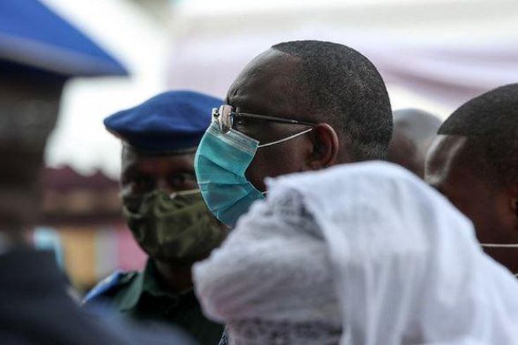 masked-macky-sall-masque