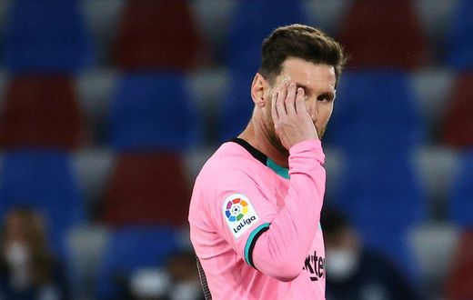 Lionel Messi could not prevent Barcelona drawing away at Levante on Tuesday.
