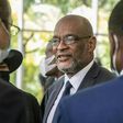 Haïti : menacé d’inculpation, le PM ministre limoge le procureur