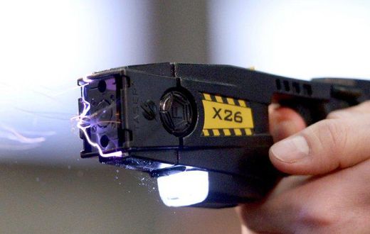 Taser police