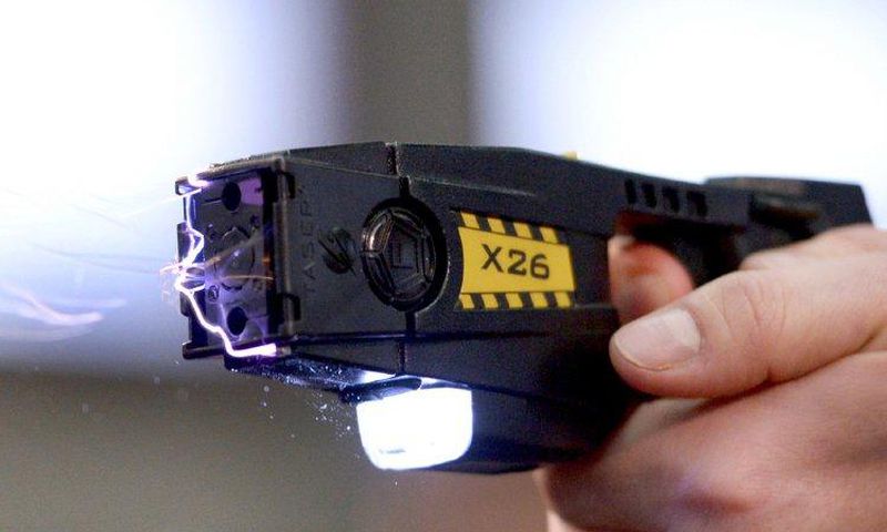 Taser police