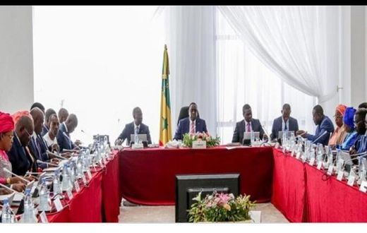 Examens et Concours : Macky Sall insiste sur la mobilisation des ressources financières, logistiques et sanitaires