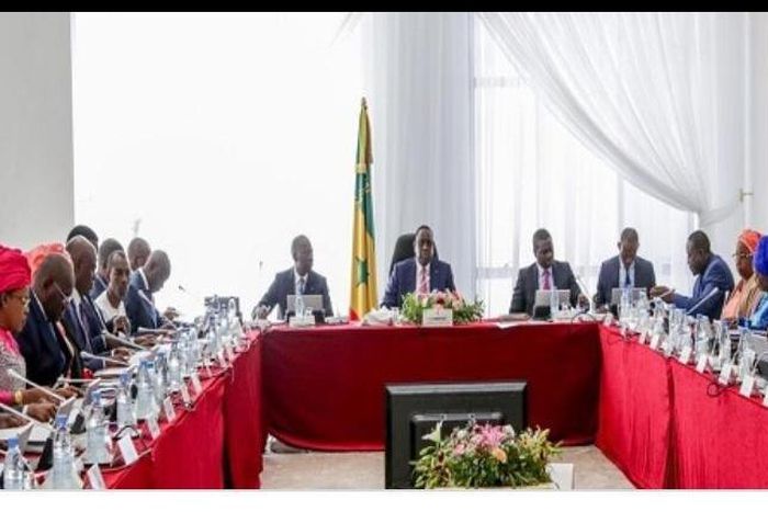 Examens et Concours : Macky Sall insiste sur la mobilisation des ressources financières, logistiques et sanitaires