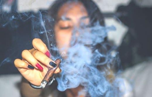 fumer-joints-vagin-sec