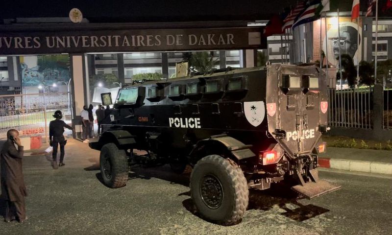 Bataille rangée à l'ucad :