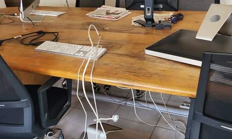Saccage des locaux du journal « Les Echos » : 6 personnes arrêtées
