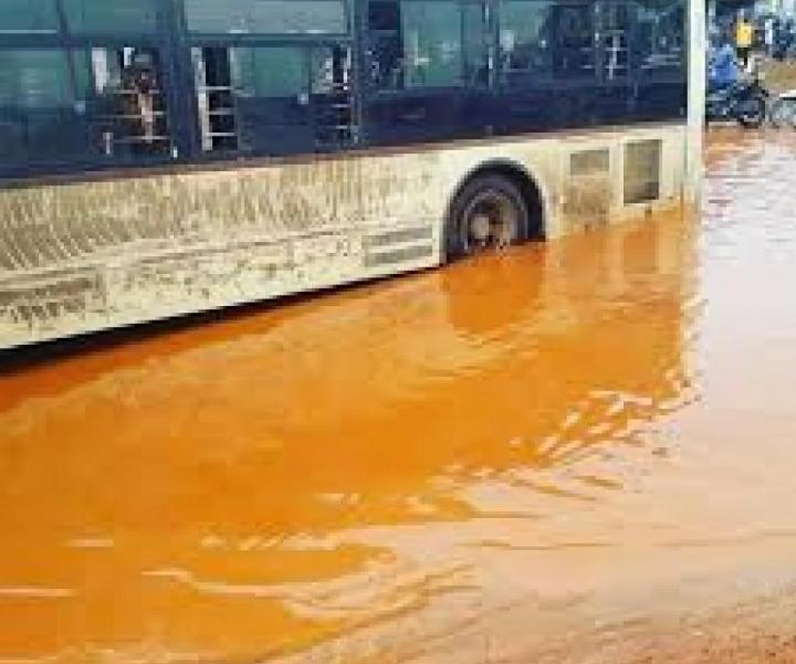 INONDATIONS : DAKAR DEM DIKK SUSPEND SES LIGNES DE BANLIEUE ’’JUSQU’À NOUVEL ORDRE’’