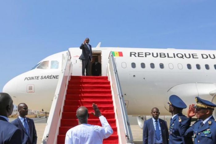 macky-sall-pointe-sarene-senegal-en-panne