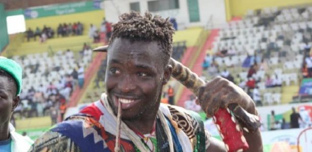 Roi des arènes : Modou Lô conserve sa couronne