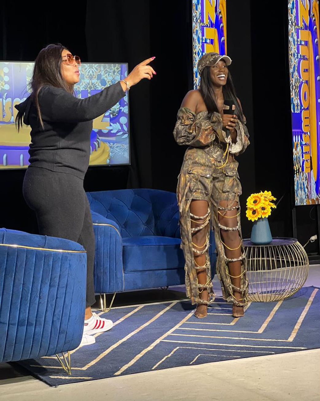 Victime de weblynchage pour avoir soutenu Macky Sall, une chanteuse arrête sa carrière