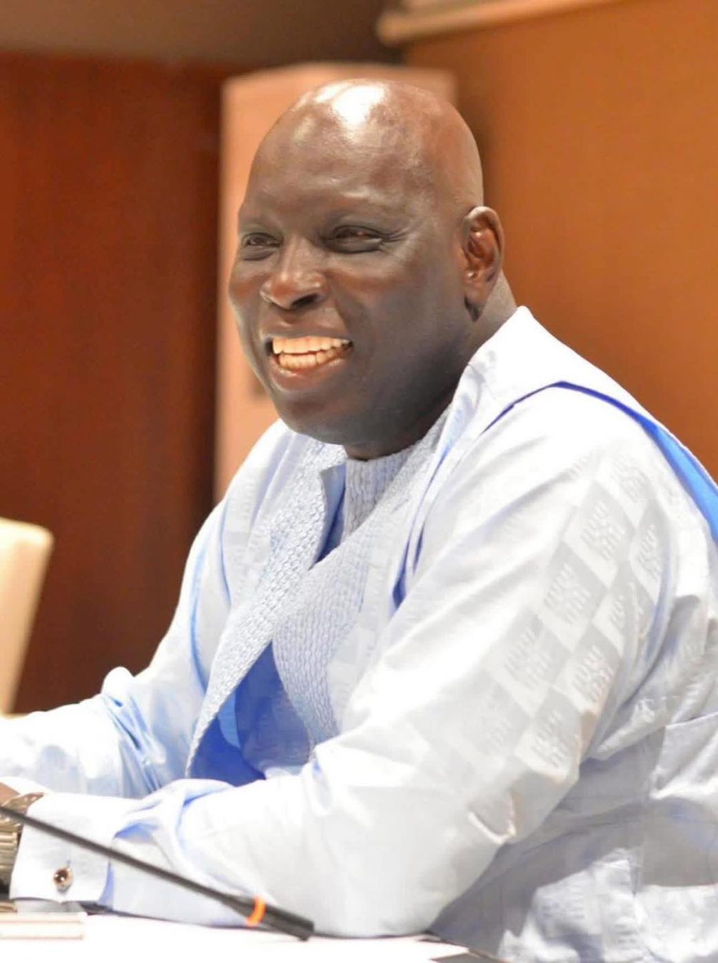 Madiambal Diagne a pris le vol AT 578 de la RAM pour Paris via Banjul