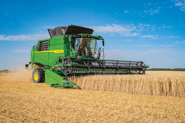 Mort atroce de 2 cultivateurs : une moissonneuse batteuse a découpé leur tête