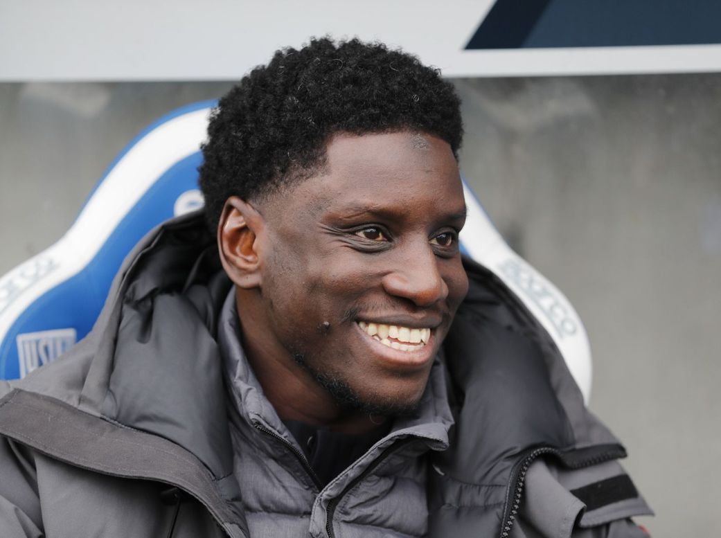 Rennes veut faire de Demba Bâ son directeur sportif