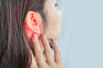 Oreille qui siffle : quelles sont les causes ?