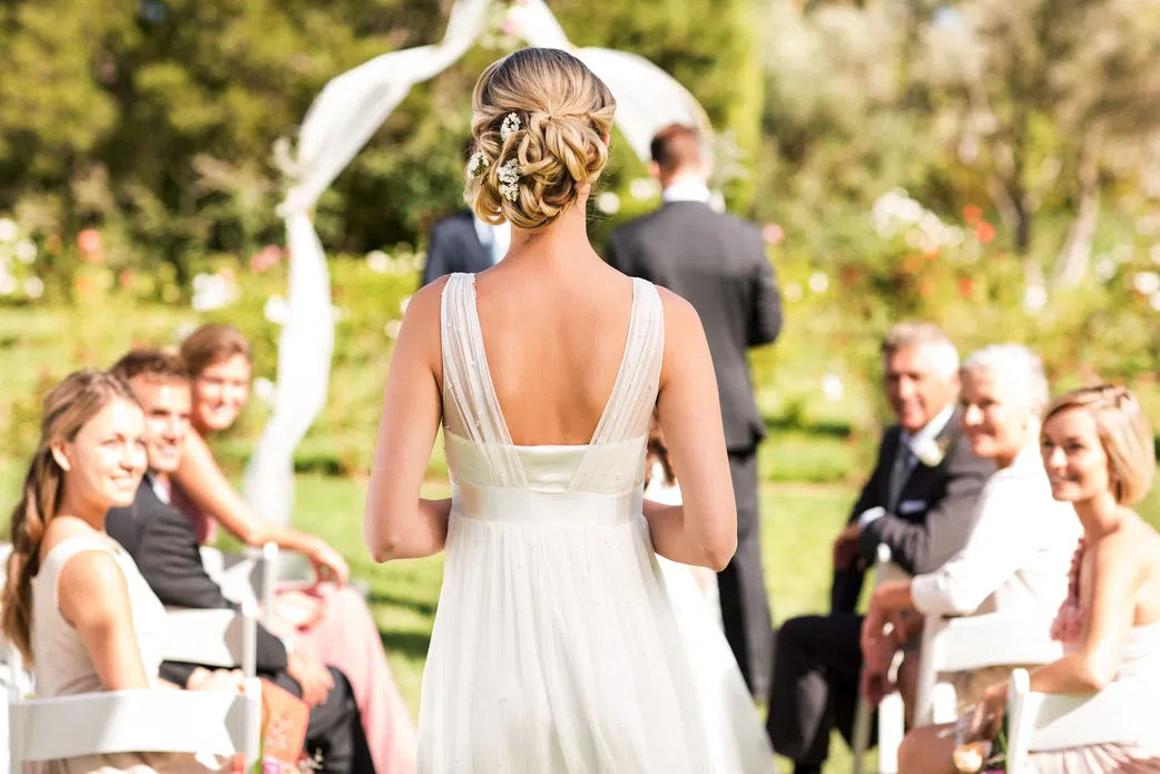 Cette célèbre influenceuse s'effondre le jour de son mariage et meurt...