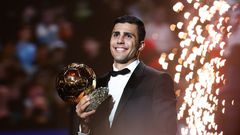 L-Espagnol-Rodri-avec-le-Ballon-d-or-2024-1965770