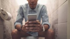 Never take your phone to the toilet [iStock]