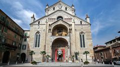 Verone-Duomo-Cathedrale-Santa-Maria-Matricolare-1-blog-trace-ta-route