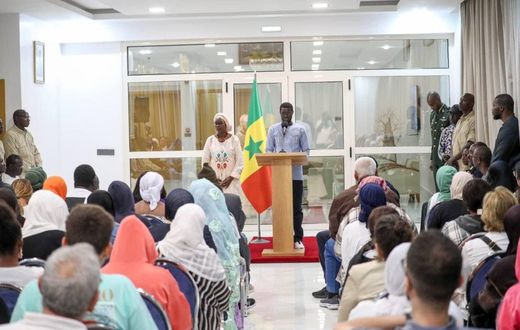 Président Diomaye et 117 Sénégalais rapatriés du Liban &