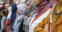 Le communautarisme islamique s’affiche au grand jour dans la cité labellisée ville d’art et d’histoire