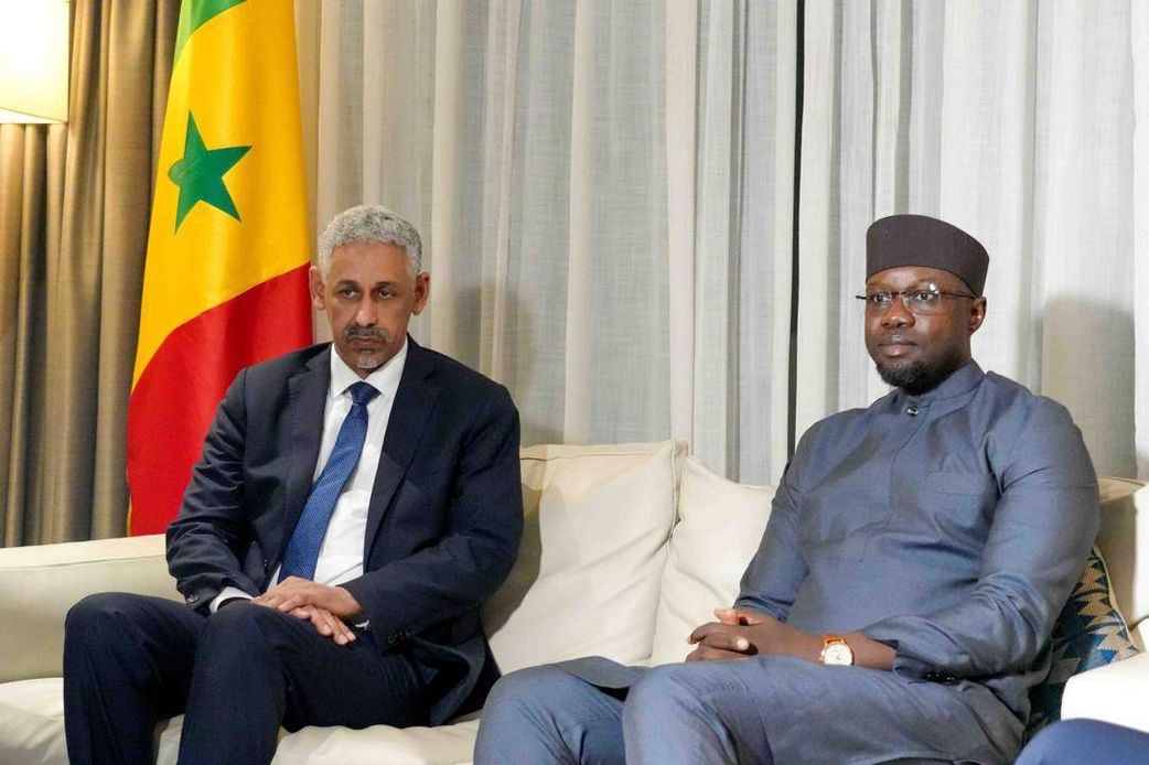 Abidjan : Le nouveau président de la BAD rend visite à Ousmane Sonko