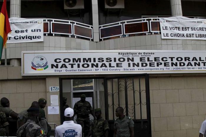Le siège de la commission électorale guinéenne, à Conakry, en octobre 2015 LUC GNAGO - REUTERS