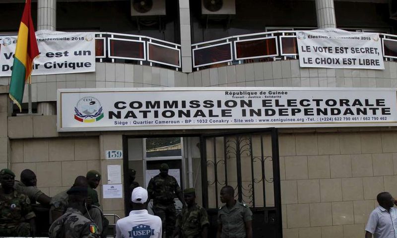 Le siège de la commission électorale guinéenne, à Conakry, en octobre 2015 LUC GNAGO - REUTERS