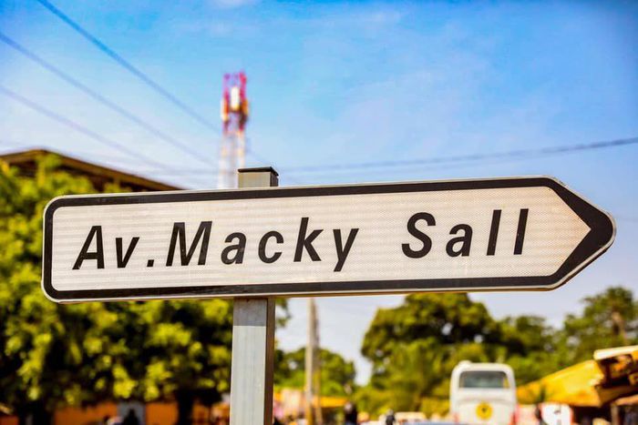 Avenue Macky Sall